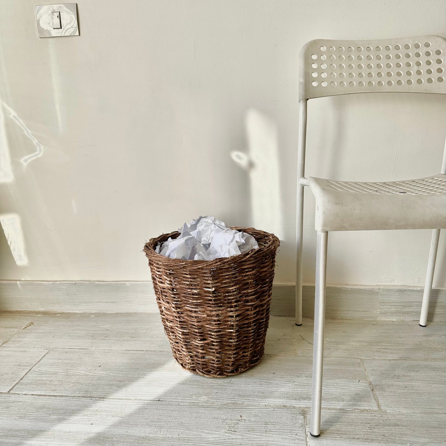 NEST wastepaper basket