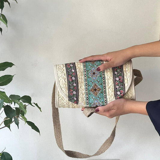 Mint oasis cross bag