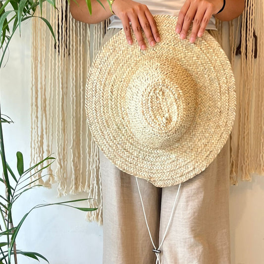 Woven hat with chin strap