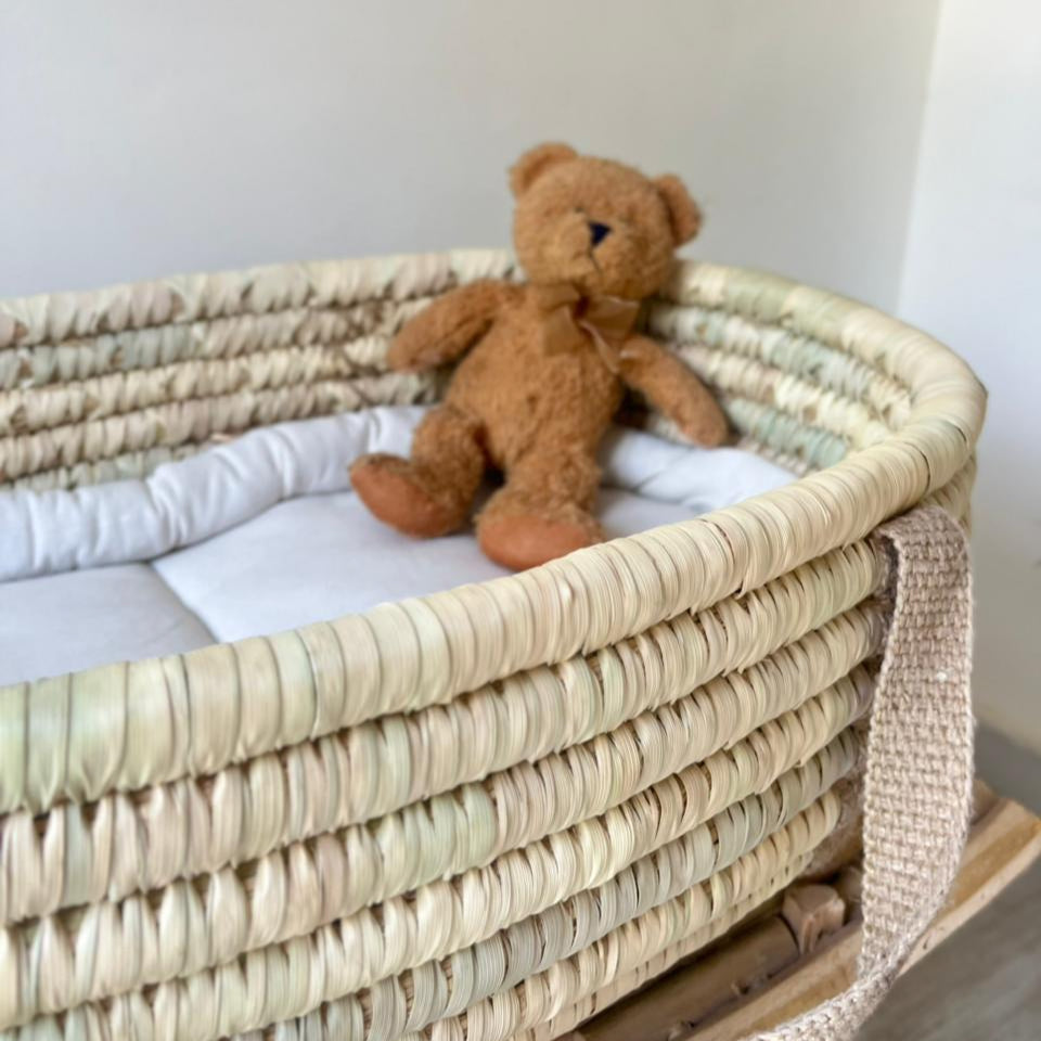 Baby cradle basket / bassinet / moses