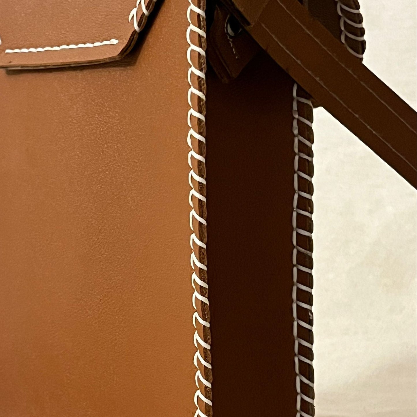 Leather x palm leaves cross bag