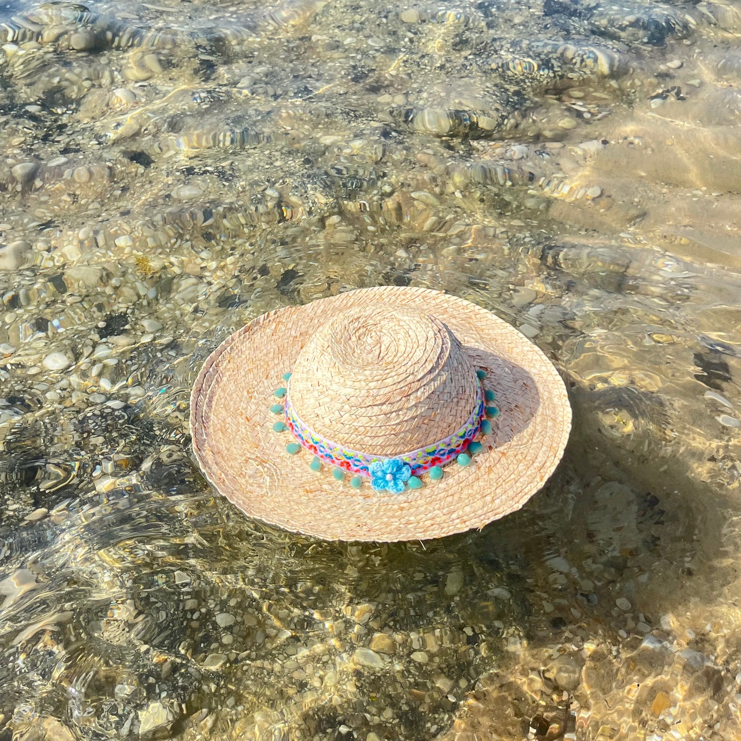 Aqua bloom hat