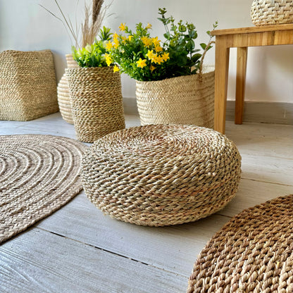 Halfa stool