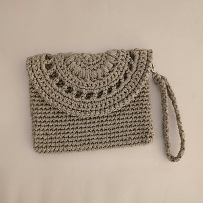 Crochet clutch by Khoos
