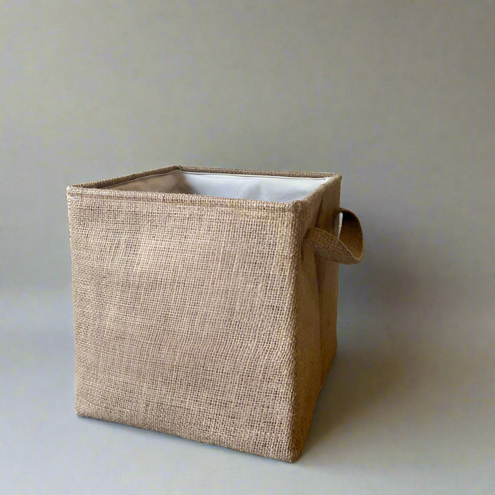 Jute cube basket