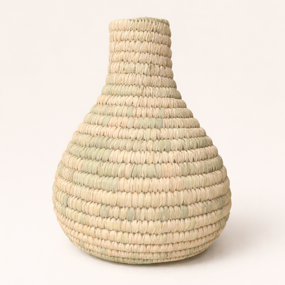 Weave patterned palm vase for dried stems — Khoos