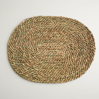 Halfa oval placemat