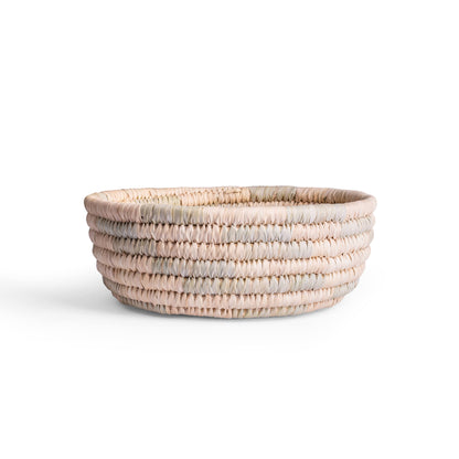 Plain handwoven palm plate, 30 cm — Khoos